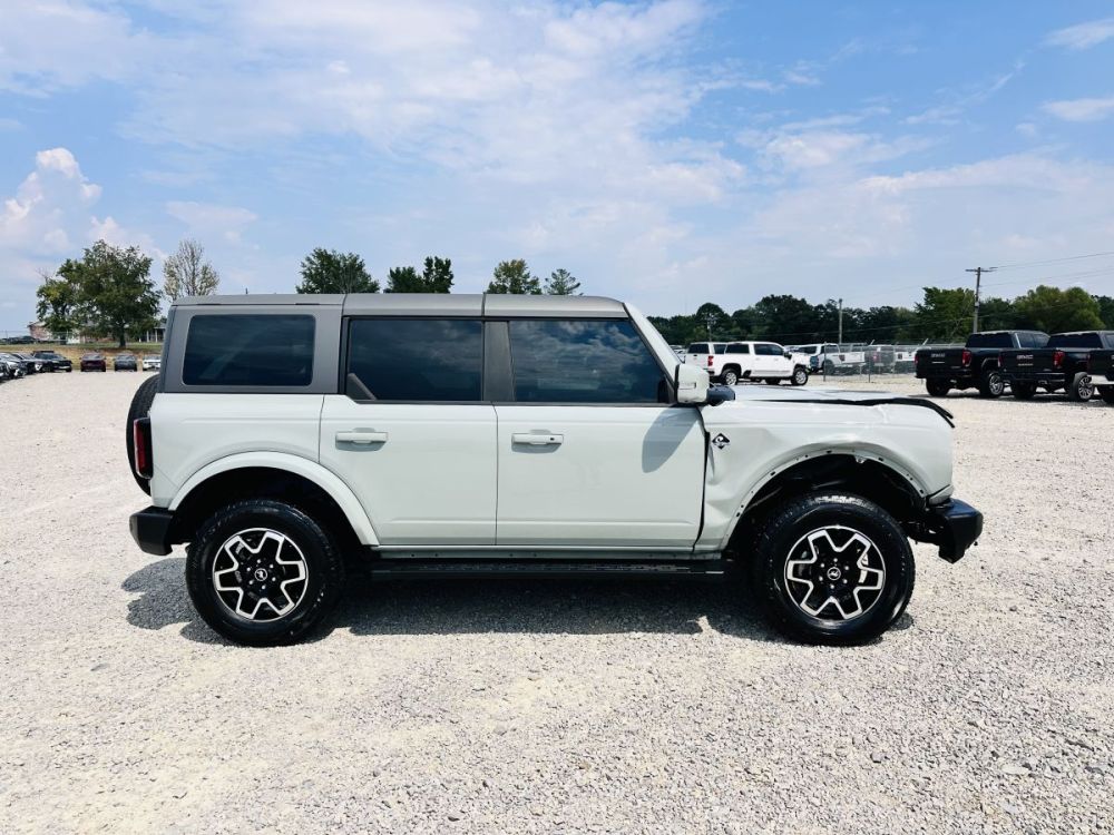 2024 Ford Bronco Outer Banks 4X4 - photo 9