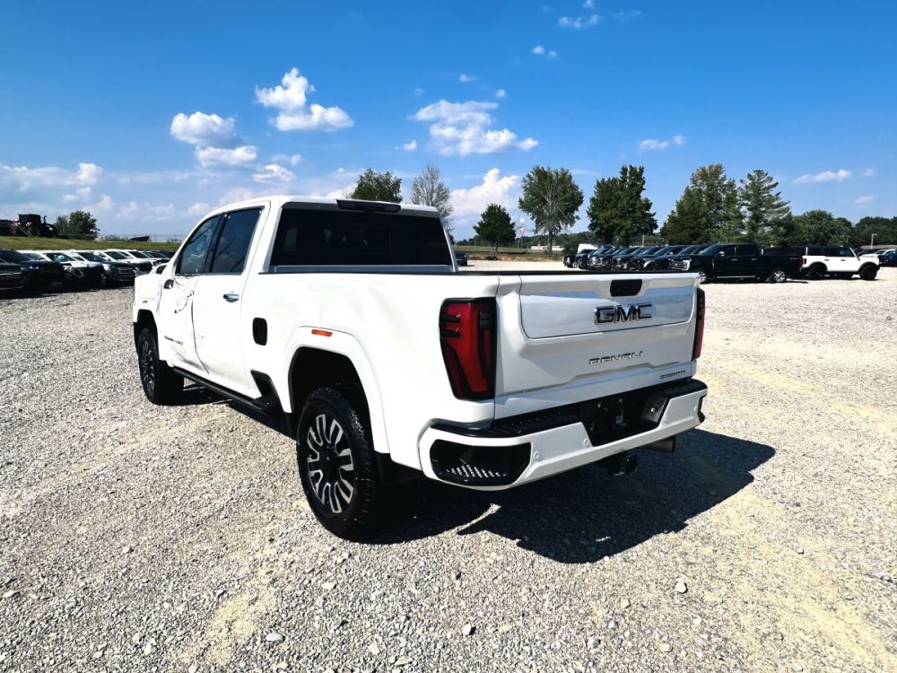 2024 GMC Sierra 2500HD Denali Ultimate - photo 11