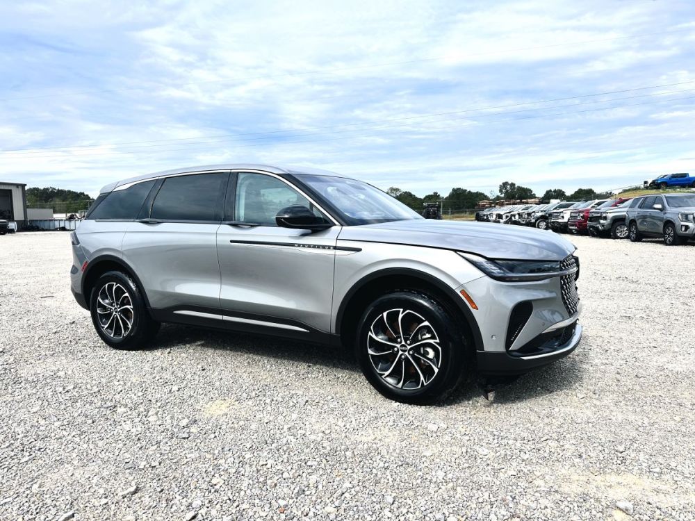 2024 Lincoln Nautilus Premier AWD - photo 1