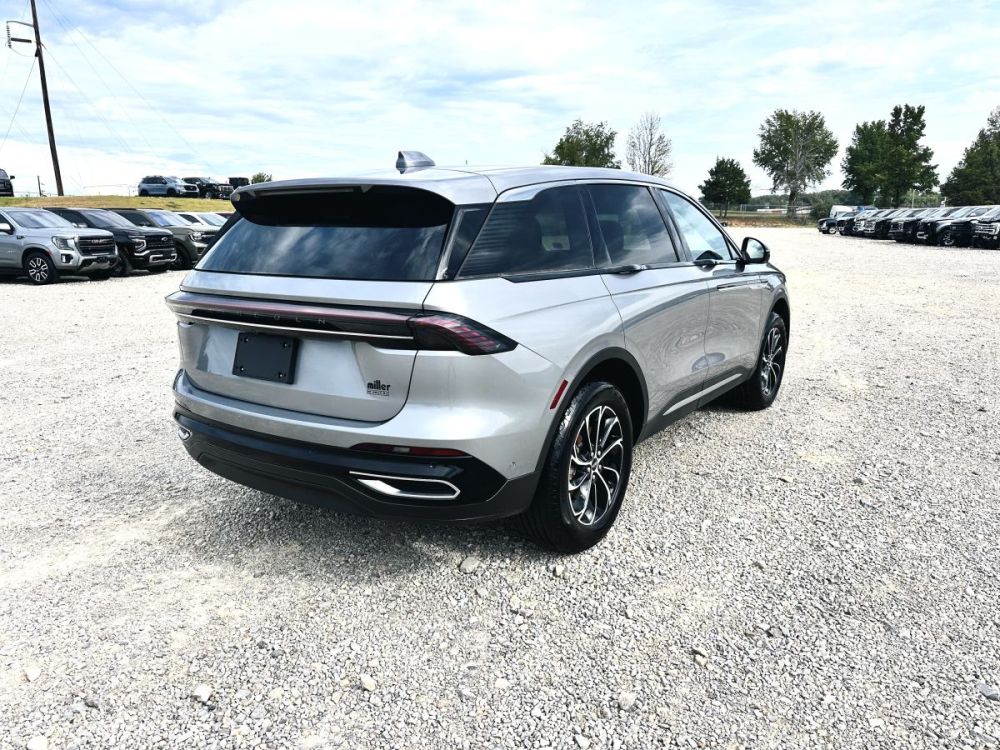 2024 Lincoln Nautilus Premier AWD - photo 5