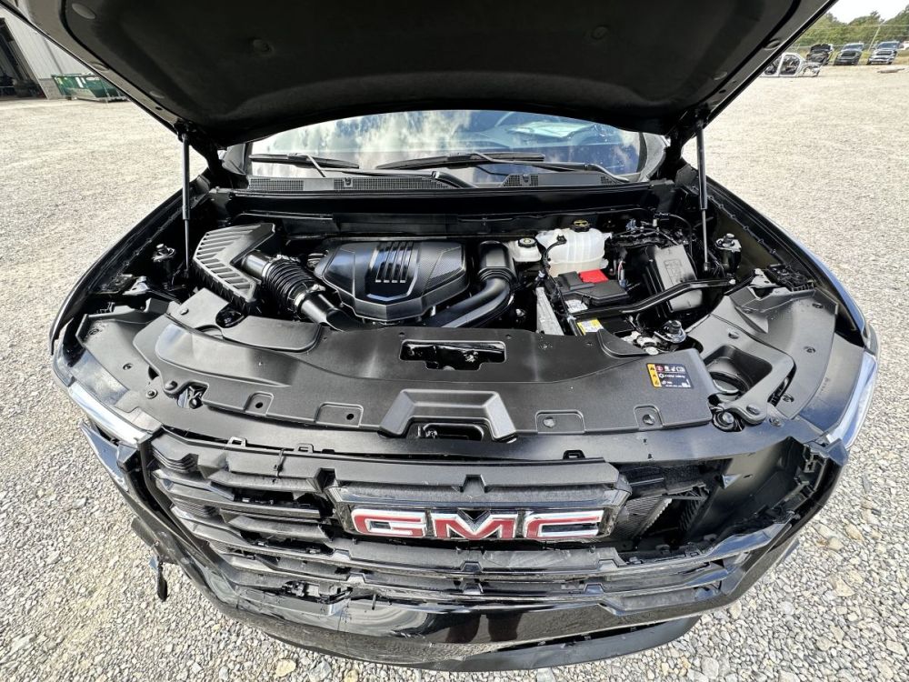 2025 GMC Acadia Elevation AWD - photo 13