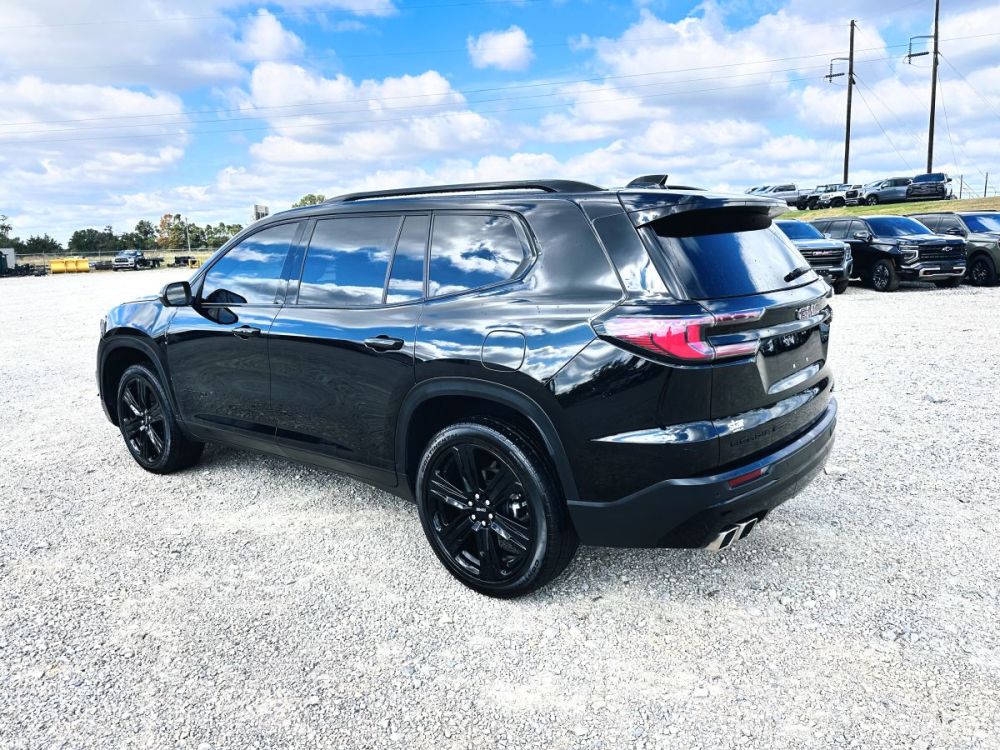 2025 GMC Acadia Elevation AWD - photo 10