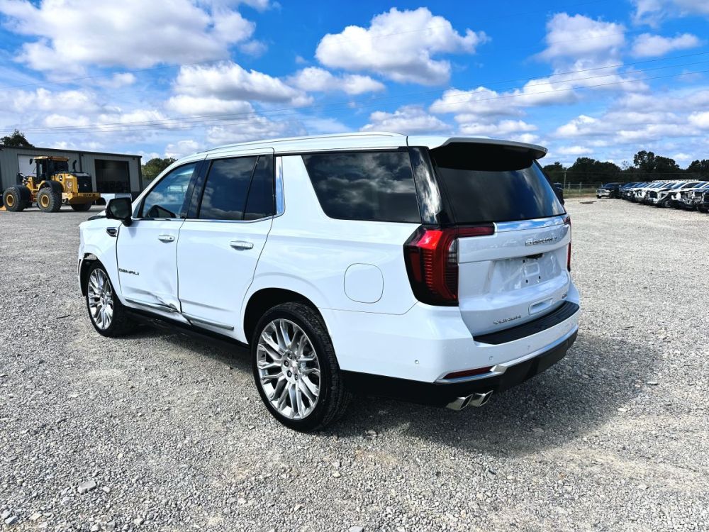2026 GMC Yukon Denali 4X4 Diesel - photo 10
