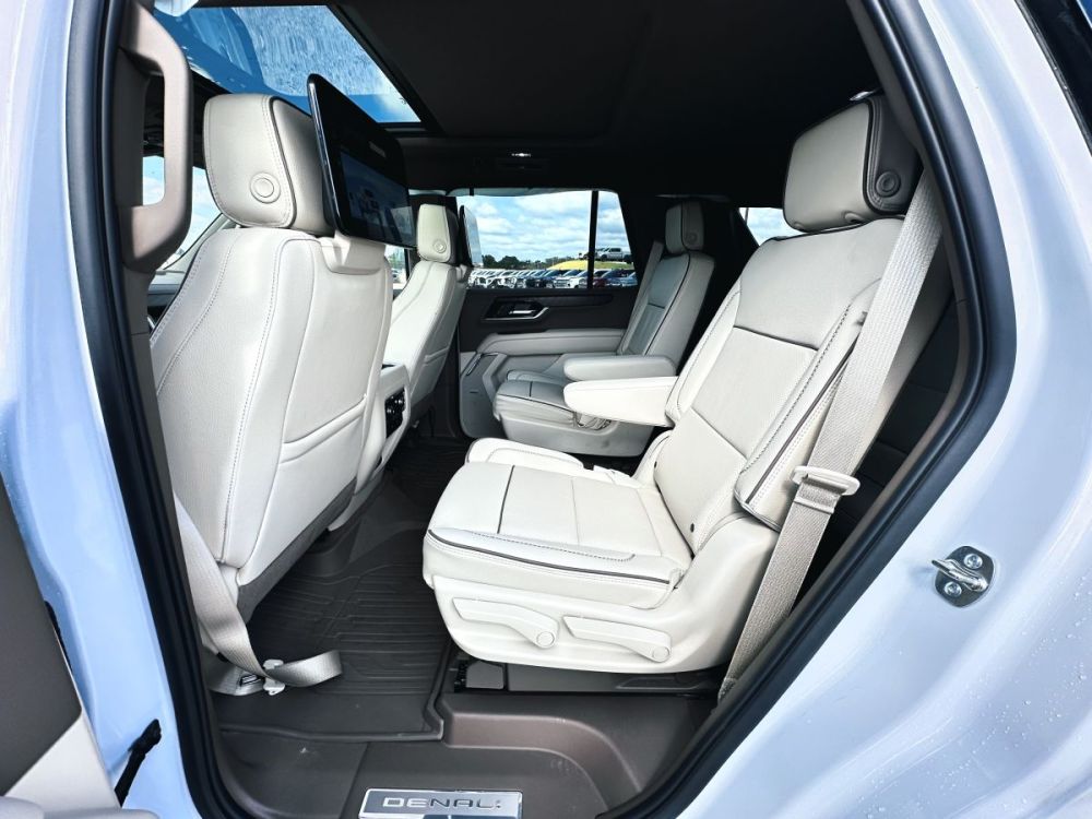 2026 GMC Yukon Denali 4X4 Diesel - photo 18