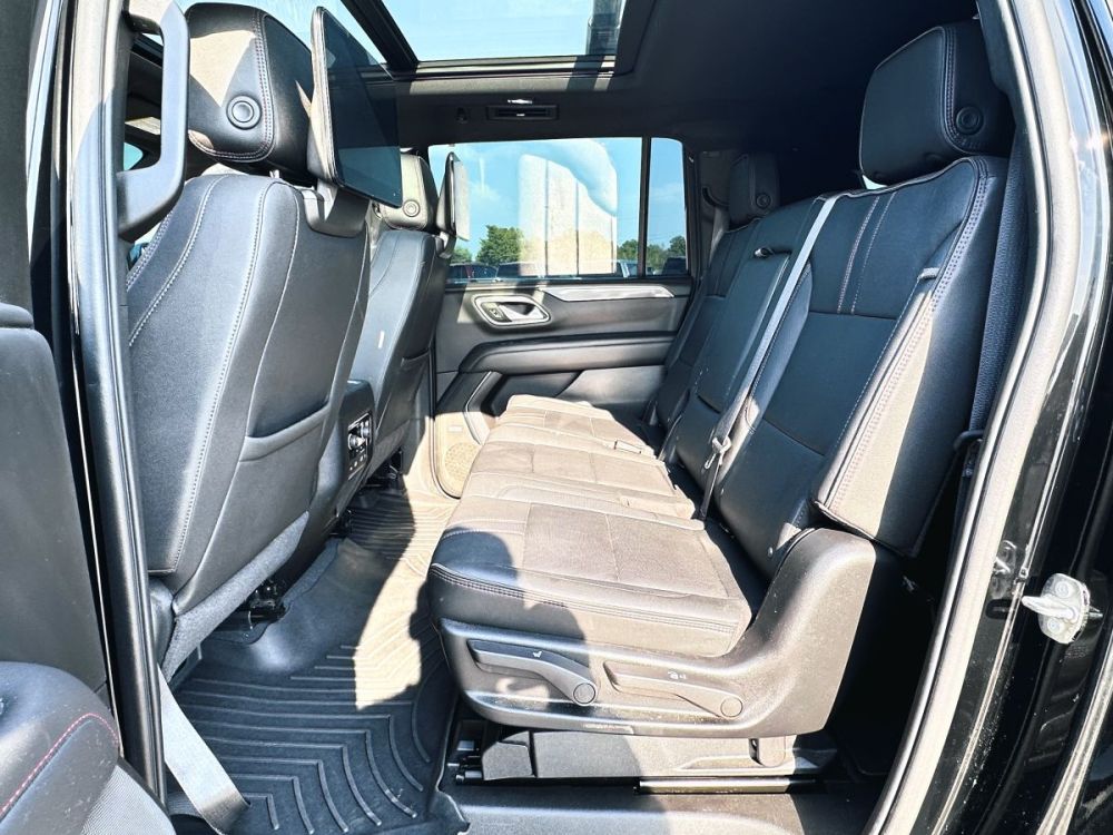 2023 Chevrolet Suburban RST 4X4 - photo 18