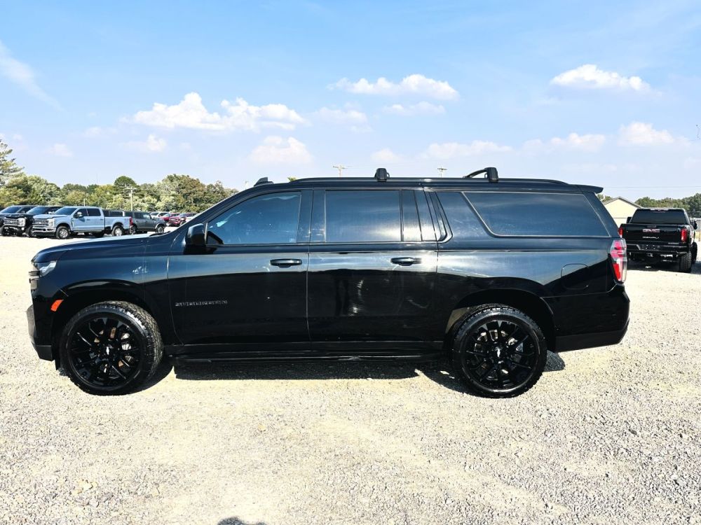 2023 Chevrolet Suburban RST 4X4 - photo 3