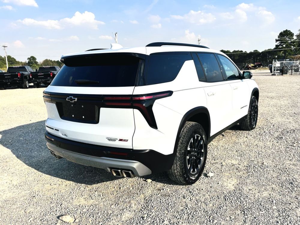 2026 Chevrolet Traverse Z71 AWD - photo 5