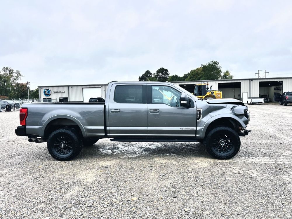 2022 Ford F250 Lariat Tremor 4X4 - CLEAR TITLE - photo 9