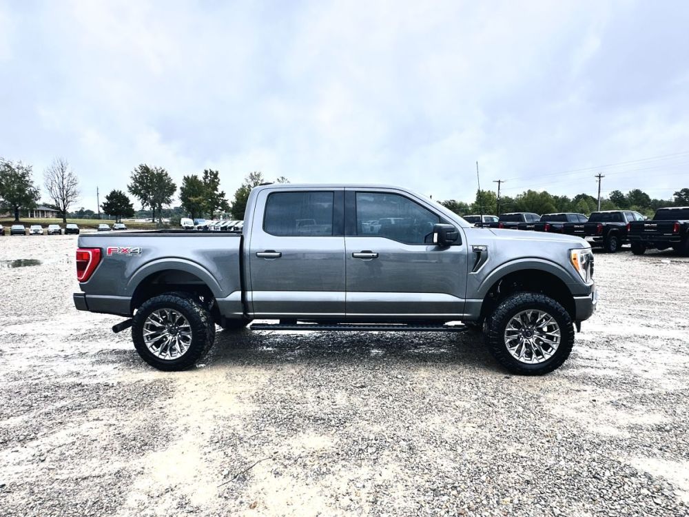 2022 Ford F150 XLT Sport 4X4 - photo 3