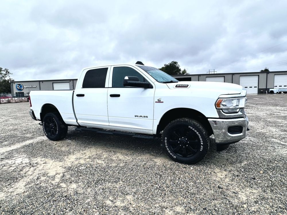2022 RAM 2500 TRADESMAN 4X4 - CLEAR TITLE - NEVER WRECKED - photo 1