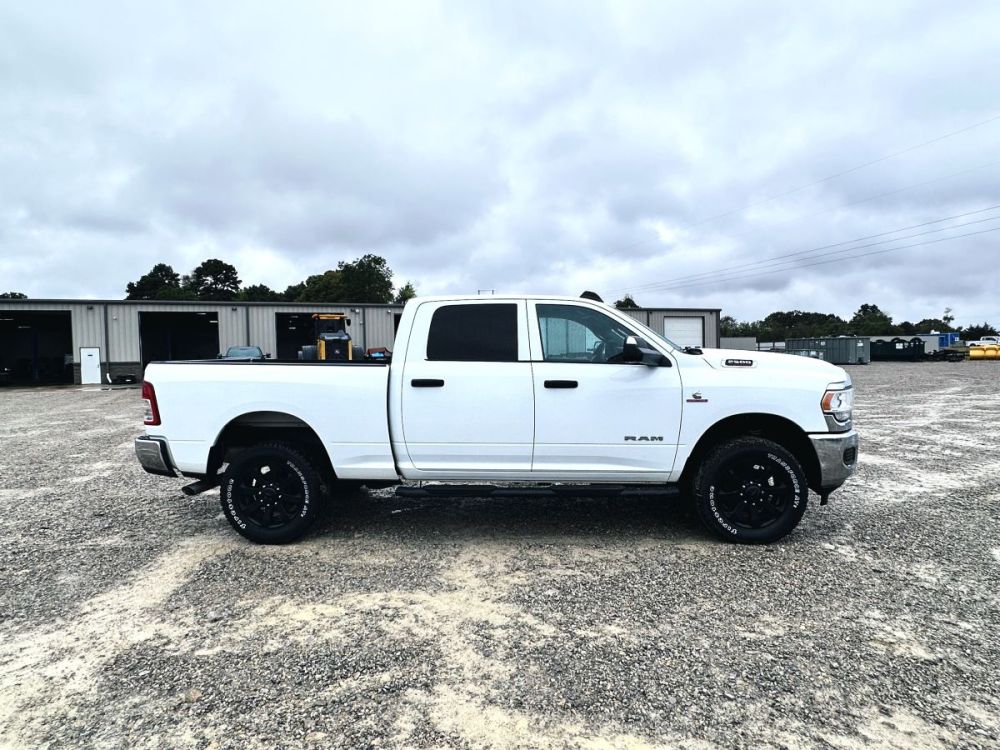 2022 RAM 2500 TRADESMAN 4X4 - CLEAR TITLE - NEVER WRECKED - photo 3