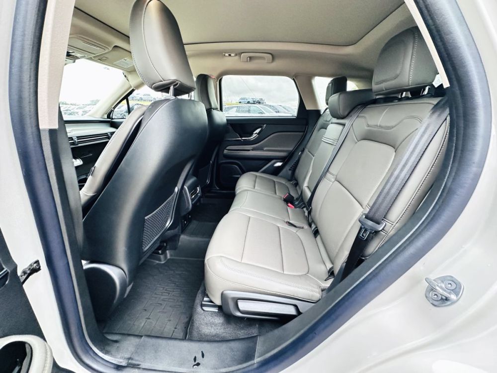 2024 Lincoln Corsair Reserve AWD - LOW MILES - photo 20