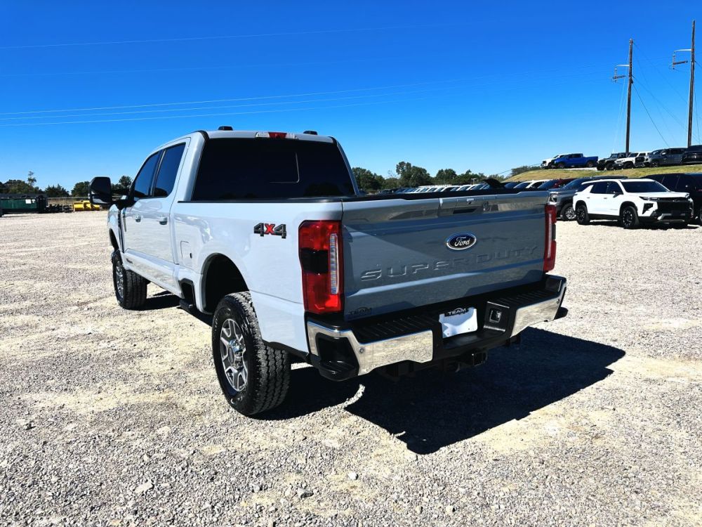 2026 Ford F250 Lariat 4X4 - photo 11