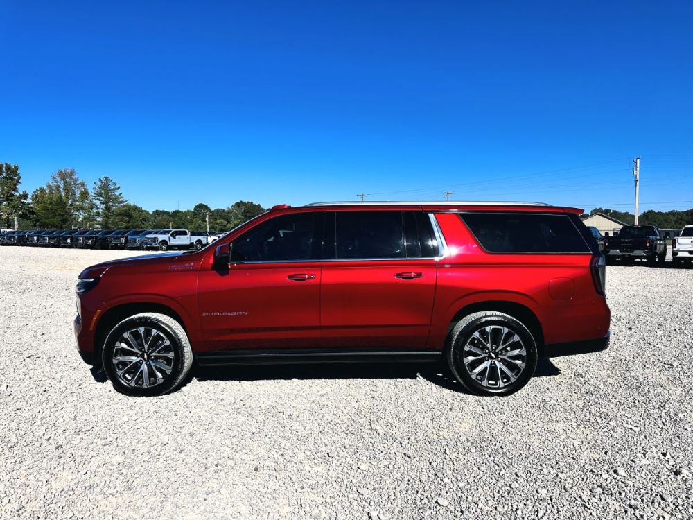 2025 Chevrolet Suburban High Country 4X4 - photo 3