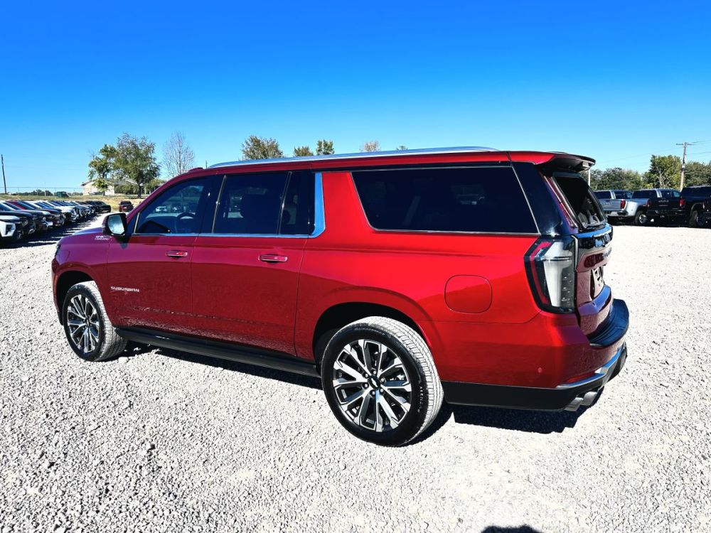2025 Chevrolet Suburban High Country 4X4 - photo 4