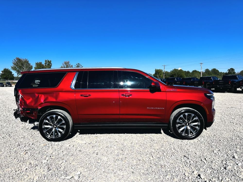 2025 Chevrolet Suburban High Country 4X4 - photo 9