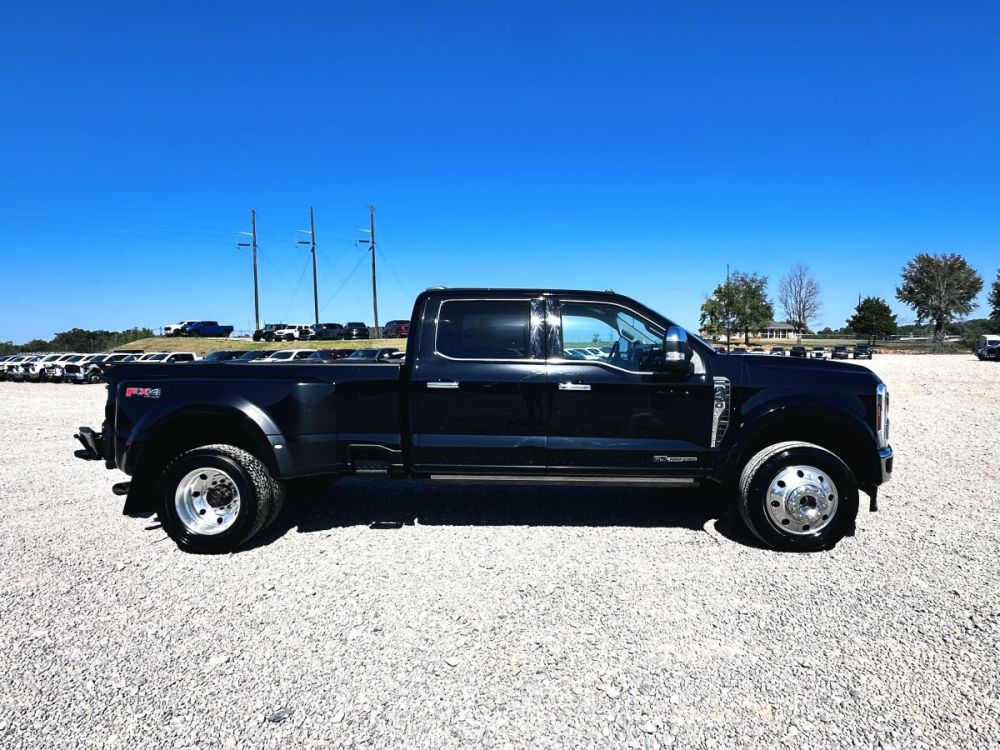 2024 Ford F450 Lariat Ultimate FX4 - photo 3