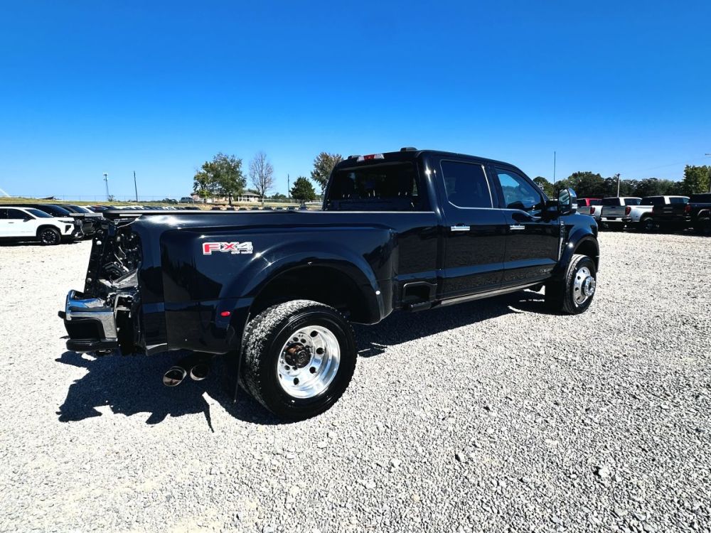 2024 Ford F450 Lariat Ultimate FX4 - photo 4