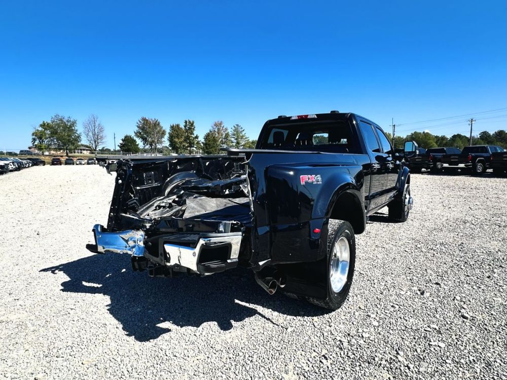2024 Ford F450 Lariat Ultimate FX4 - photo 5