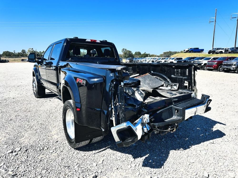 2024 Ford F450 Lariat Ultimate FX4 - photo 11