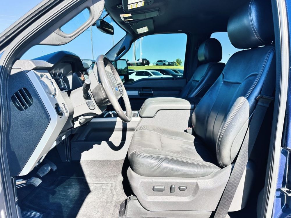 2016 Ford F250 Lariat FX4 - READY TO DRIVE - photo 15