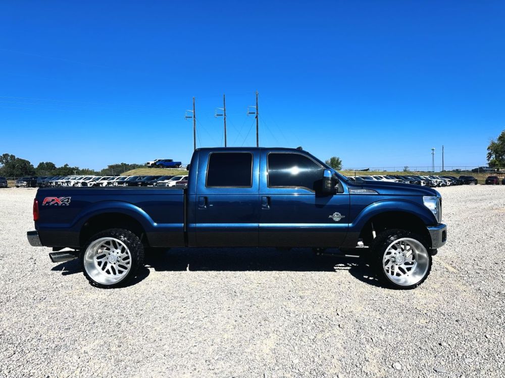 2016 Ford F250 Lariat FX4 - READY TO DRIVE - photo 3