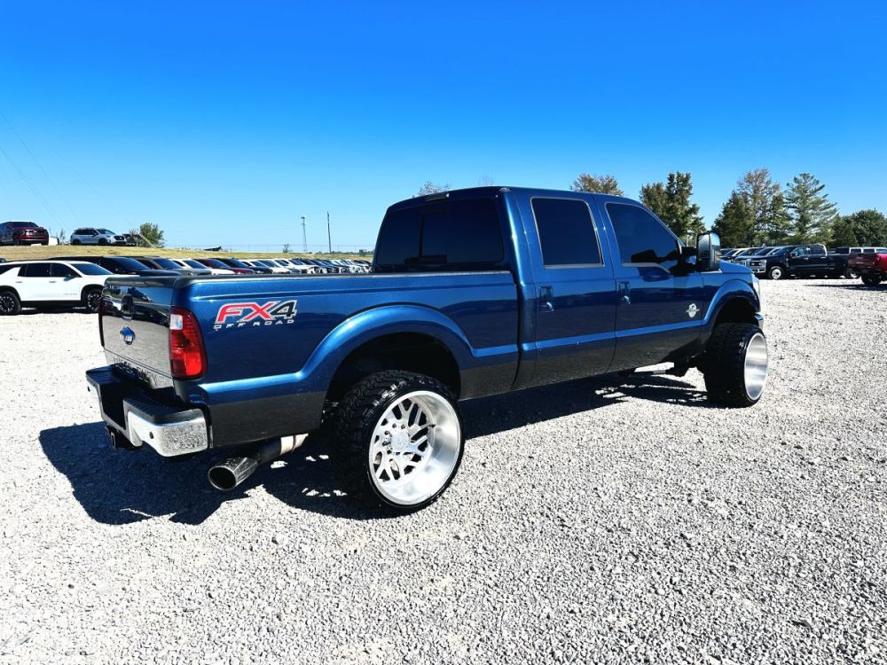 2016 Ford F250 Lariat FX4 - READY TO DRIVE - photo 4