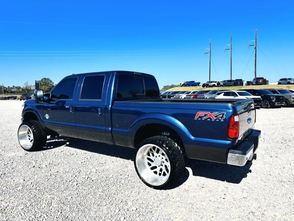 2016 Ford F250 Lariat FX4 - READY TO DRIVE - photo 10