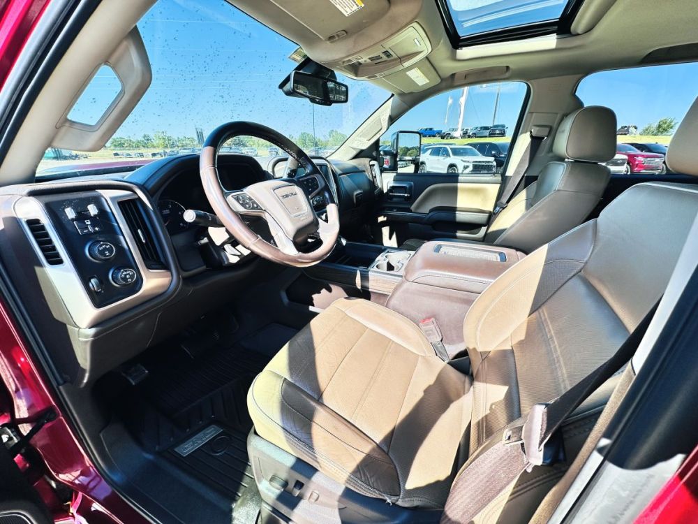 2019 GMC Sierra 3500HD Denali 4X4 - GOOD AIRBAGS - photo 18