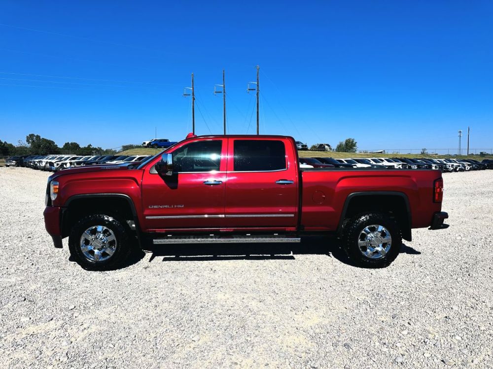 2019 GMC Sierra 3500HD Denali 4X4 - GOOD AIRBAGS - photo 4