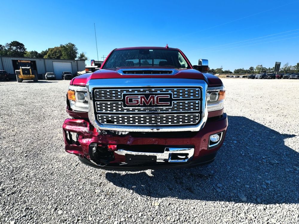 2019 GMC Sierra 3500HD Denali 4X4 - GOOD AIRBAGS - photo 7