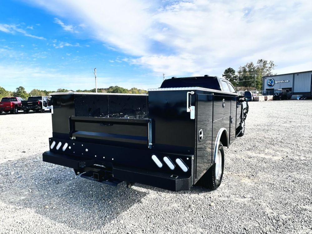 2026 Ford F350 XLT 4X4 - SERVICE BED - photo 13