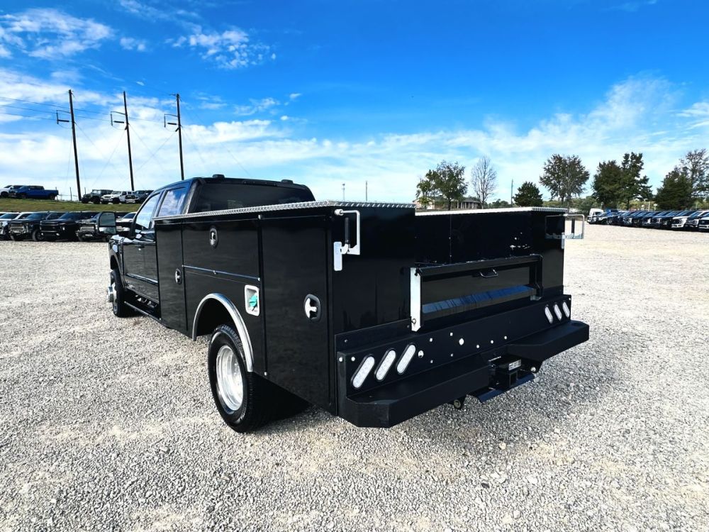 2026 Ford F350 XLT 4X4 - SERVICE BED - photo 6
