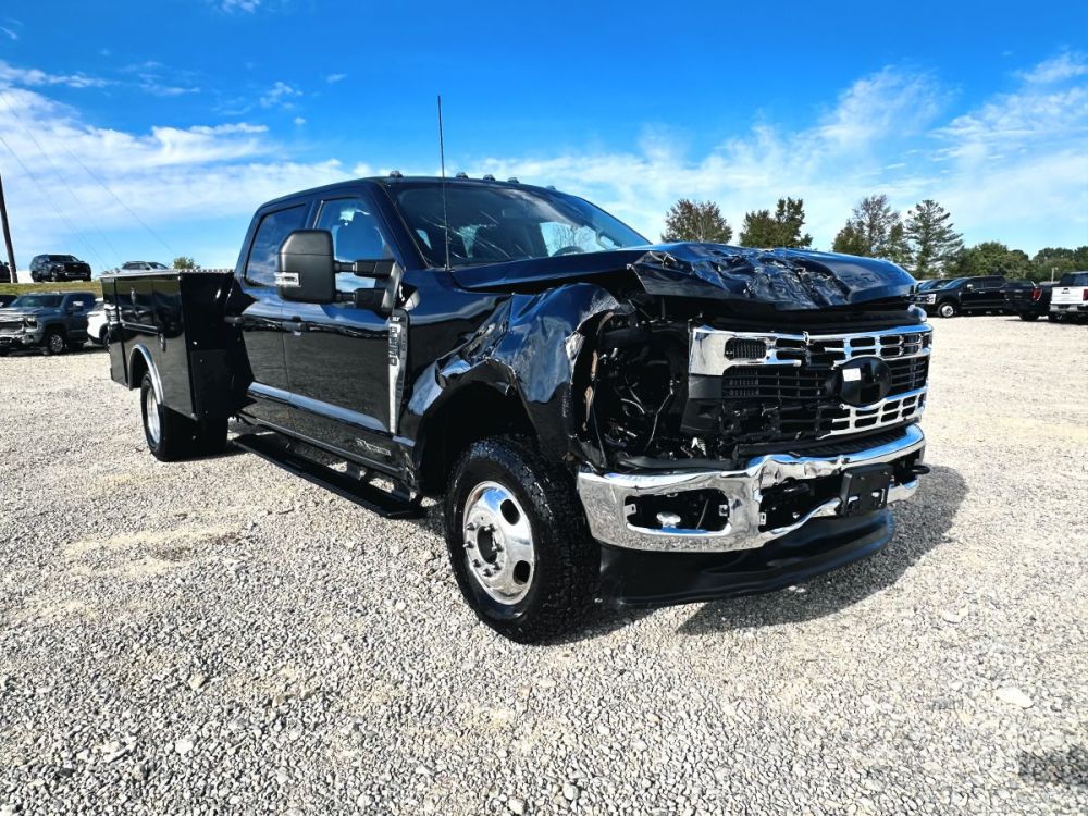2026 Ford F350 XLT 4X4 - SERVICE BED - photo 8