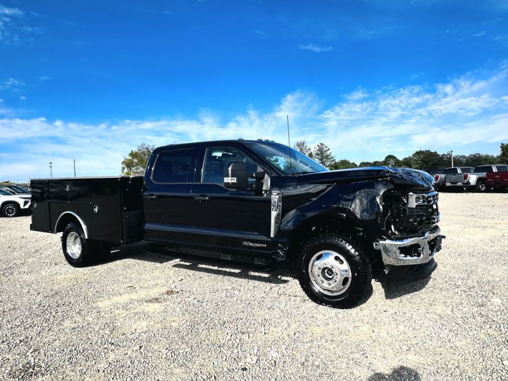 2026 Ford F350 XLT 4X4 - SERVICE BED - photo 9