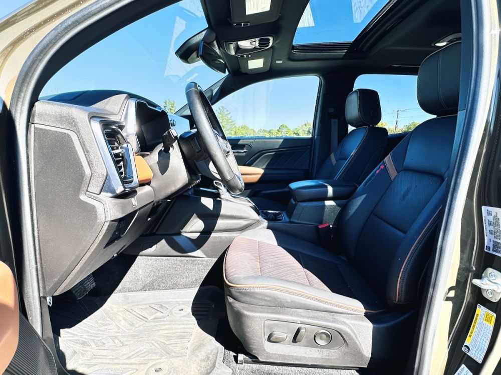 2024 GMC Canyon AT4 - CLEAR TITLE - GOOD AIRBAGS - photo 16