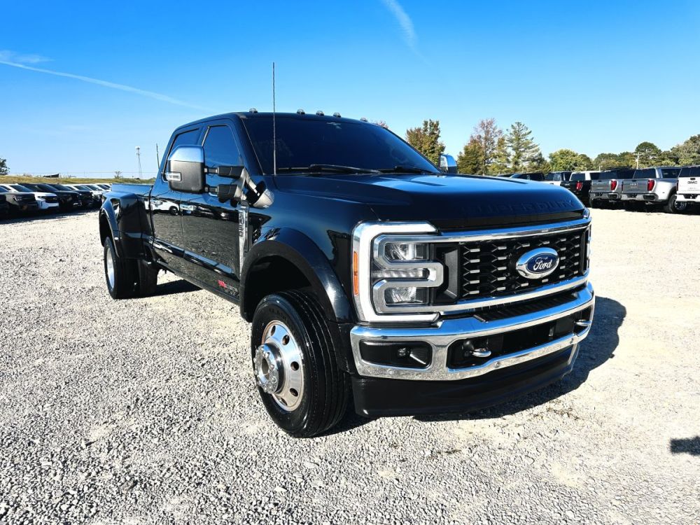 2023 Ford F450 Lariat Ultimate FX4 - photo 2