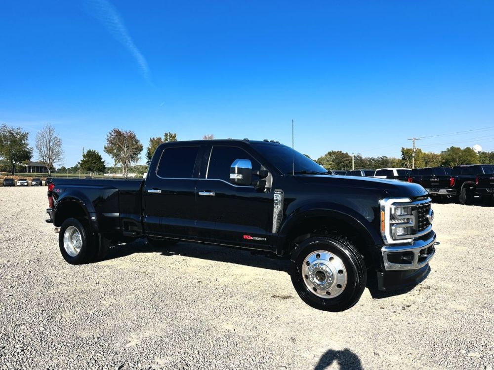 2023 Ford F450 Lariat Ultimate FX4 - photo 3