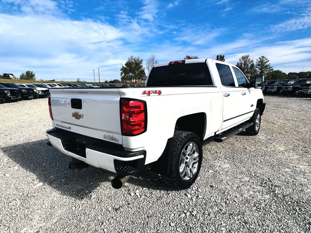 2019 Chevrolet Silverado 2500HD High Country 4X4 - photo 11