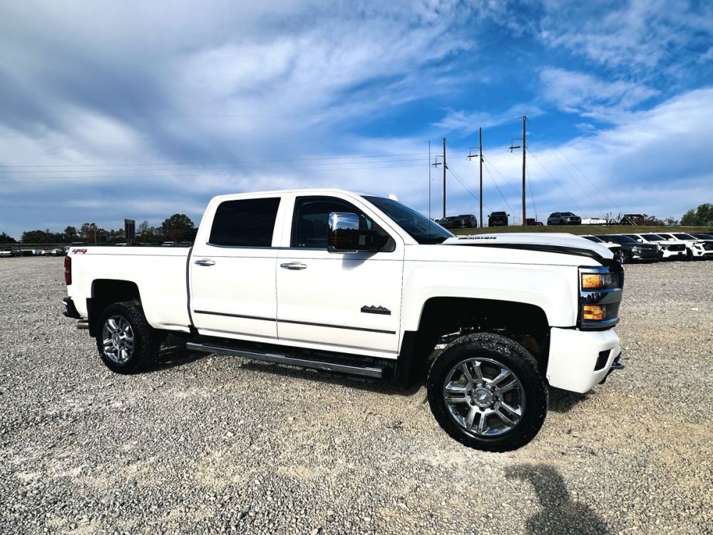 2019 Chevrolet Silverado 2500HD High Country 4X4 - photo 8