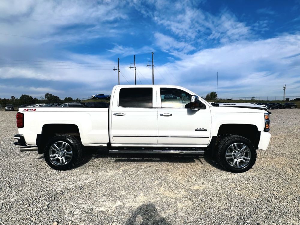 2019 Chevrolet Silverado 2500HD High Country 4X4 - photo 9
