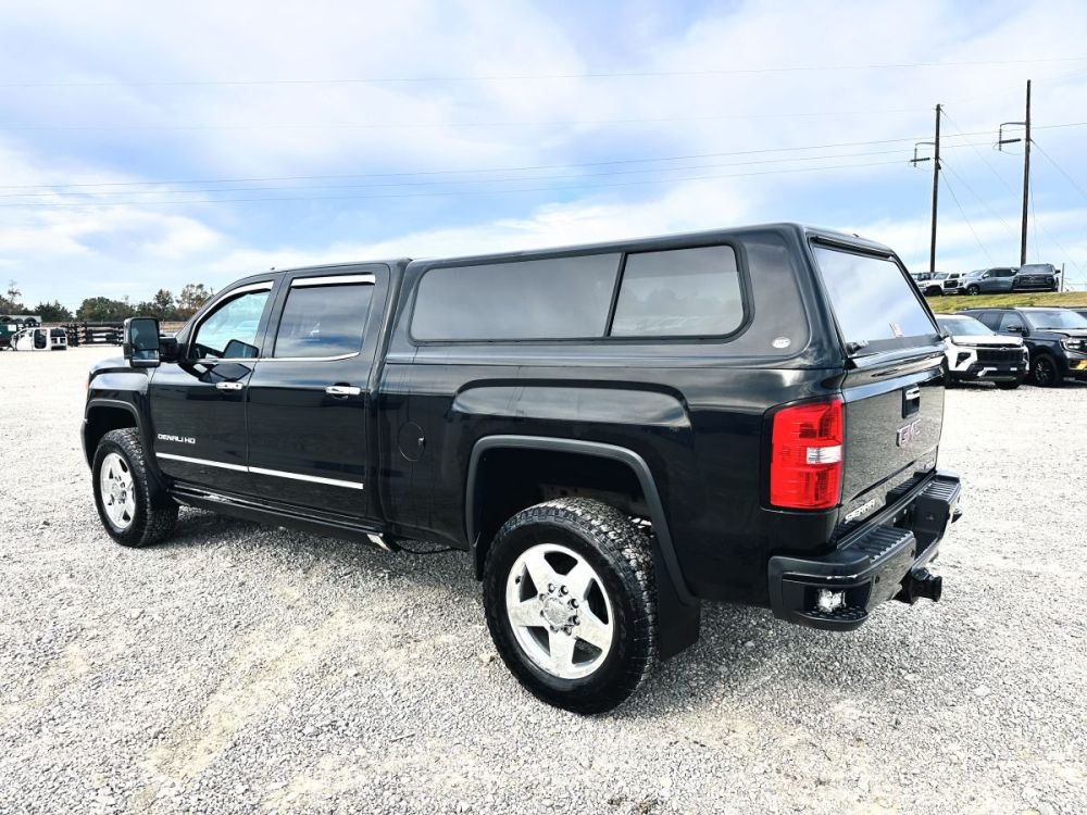 2015 GMC Sierra 2500HD Denali 4X4 - READY TO DRIVE - photo 11