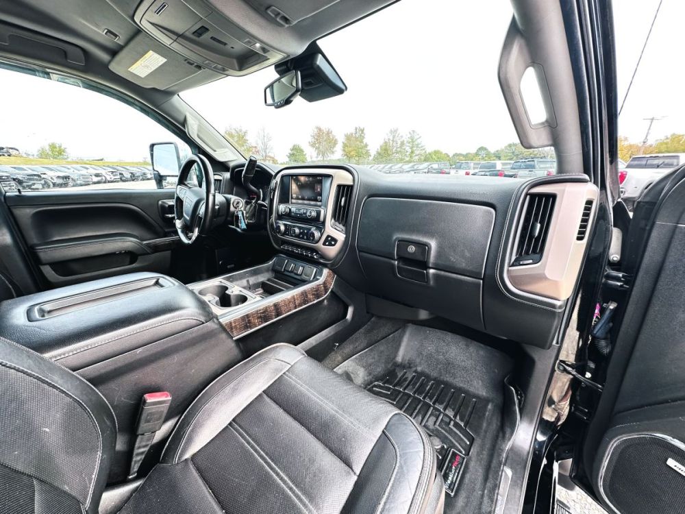 2015 GMC Sierra 2500HD Denali 4X4 - READY TO DRIVE - photo 17