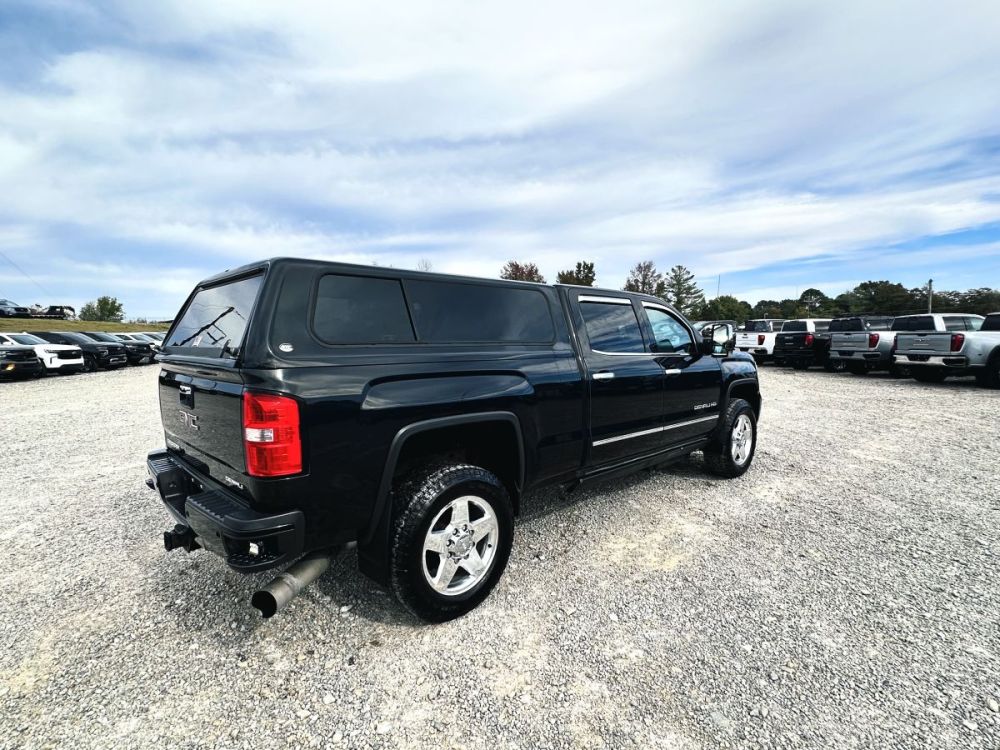 2015 GMC Sierra 2500HD Denali 4X4 - READY TO DRIVE - photo 5