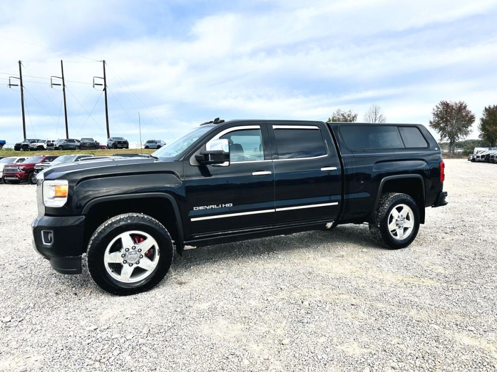 2015 GMC Sierra 2500HD Denali 4X4 - READY TO DRIVE - photo 9