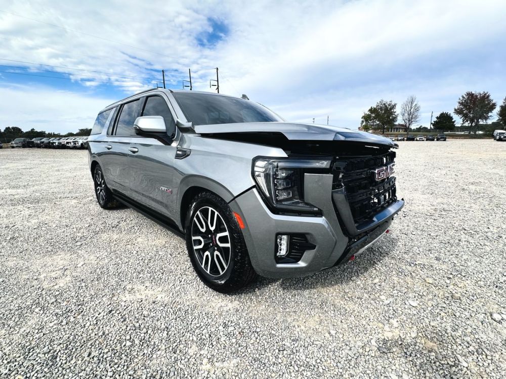 2024 GMC Yukon XL AT4 - 6.2L V8 - photo 2