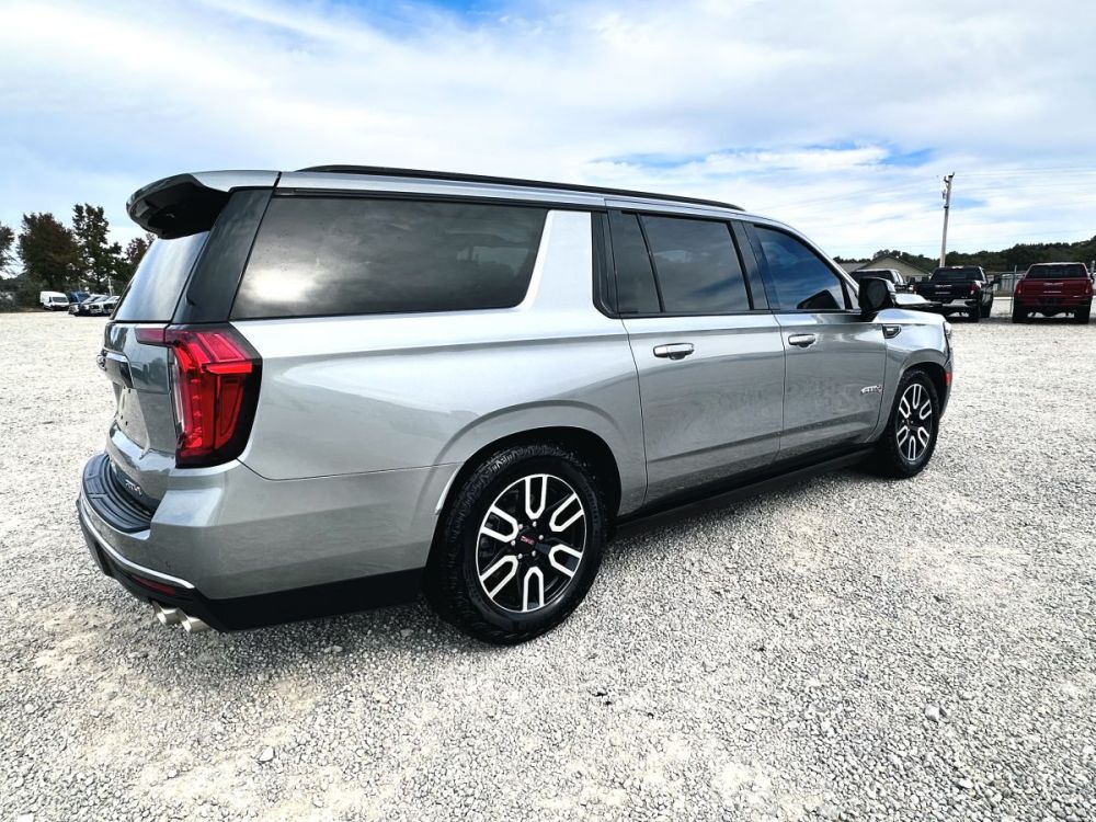 2024 GMC Yukon XL AT4 - 6.2L V8 - photo 4