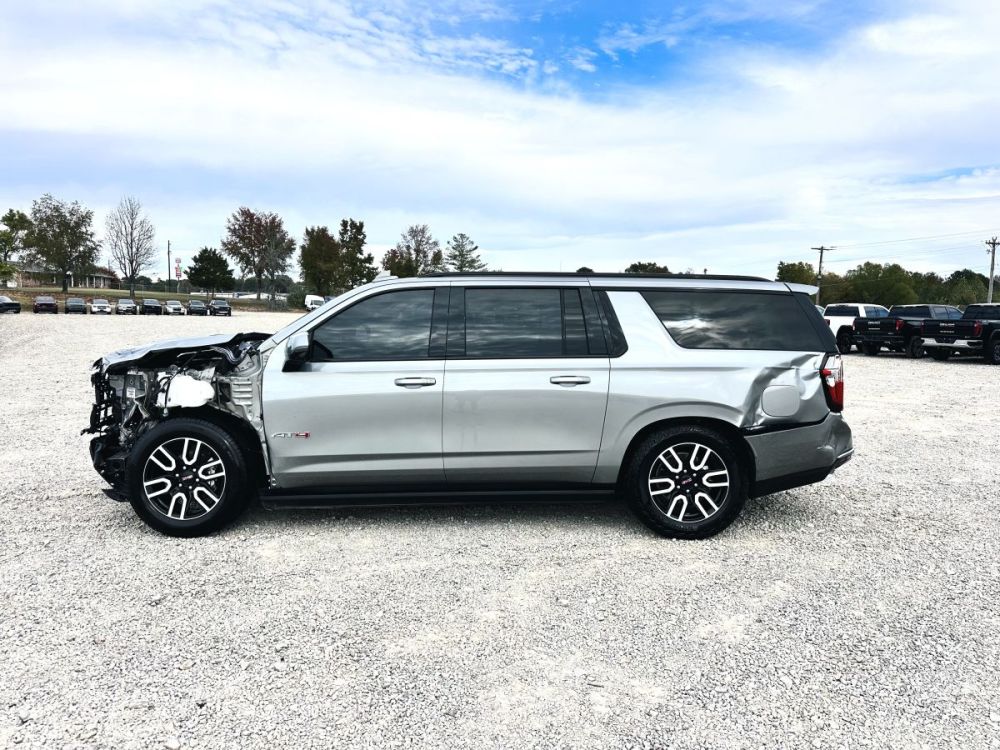 2024 GMC Yukon XL AT4 - 6.2L V8 - photo 9