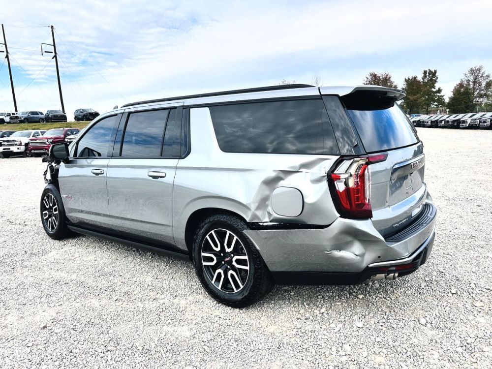 2024 GMC Yukon XL AT4 - 6.2L V8 - photo 10