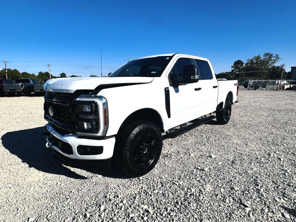 2024 Ford F250 STX FX4 - CLEAR TITLE - photo 2